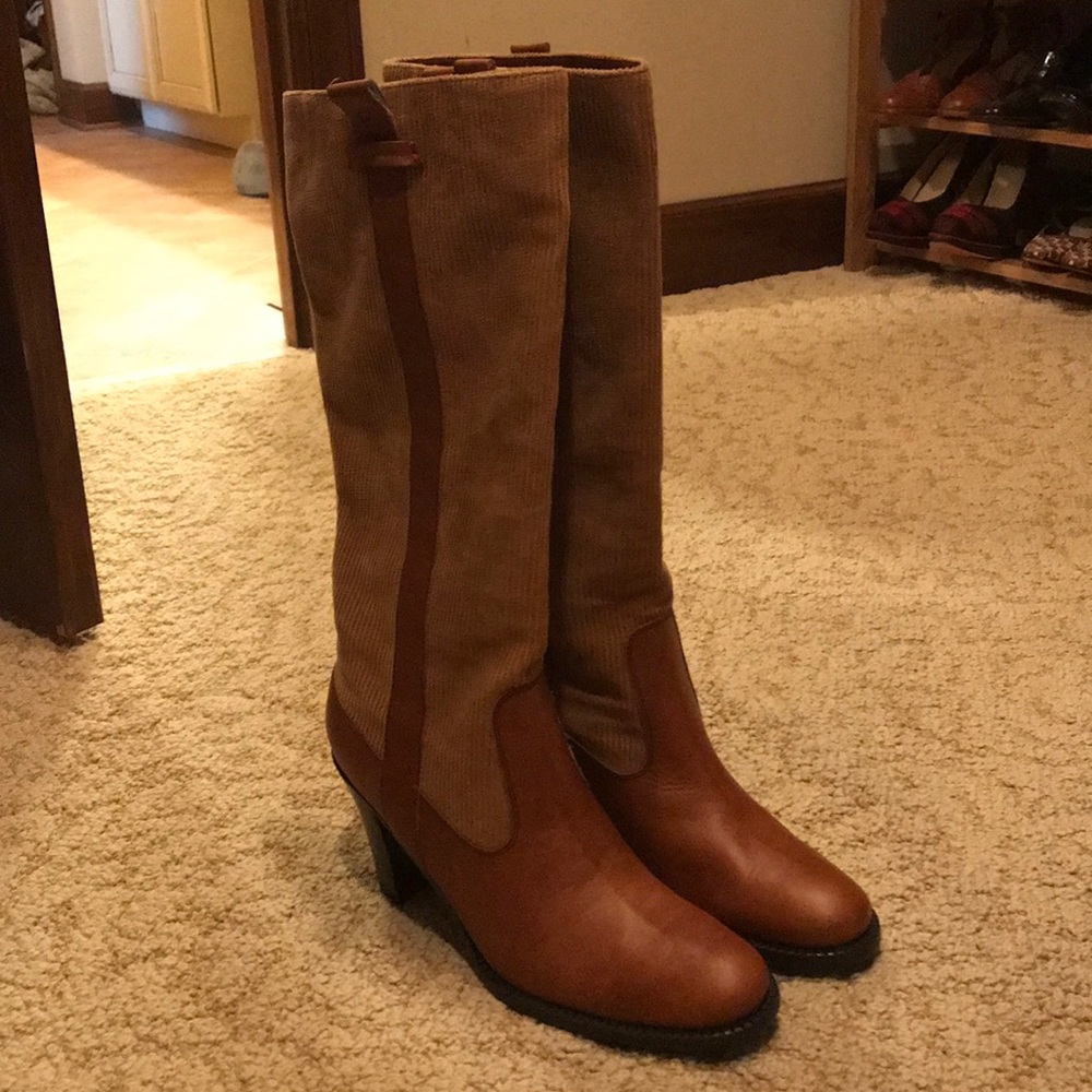 Tommy Hilfiger Women's Rozalia Curduroy boot